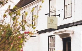 Warren Lodge Hotel Shepperton